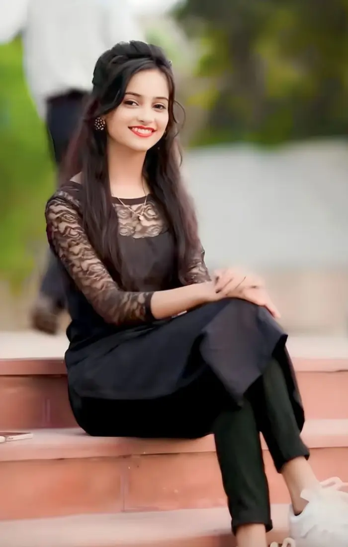 Lesbian Escorts in Pune — Hot Natasha