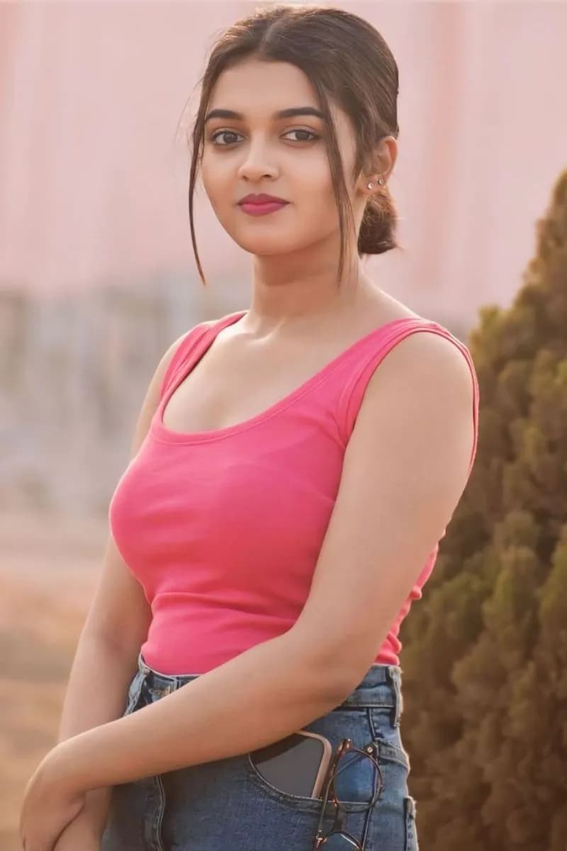 Premium Escorts in Kanjurmarg — Hot Natasha